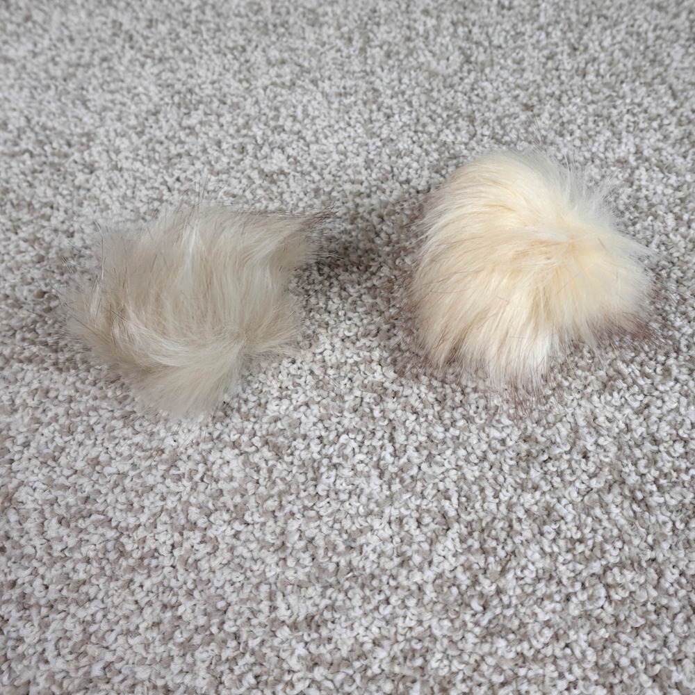 Set of 2 Faux Fur Pom Poms Cream Custard Hat Accessories DIY‎ Craft Supplies